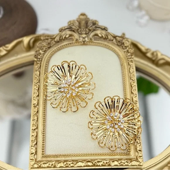 Statement Gold Flower Earrings with Cubic Zirconia – Bold Bloom Design - Picture 4 of 10